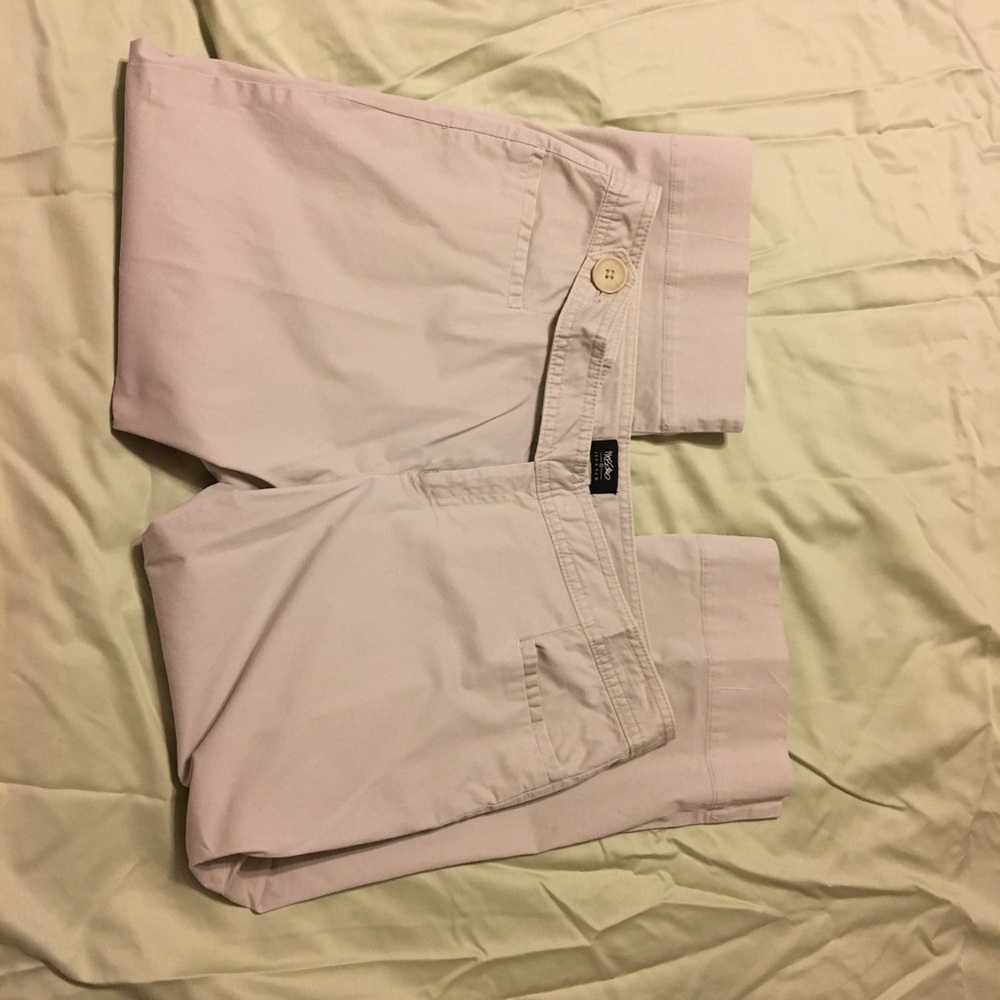 Neutral capris - Picture 2 of 3